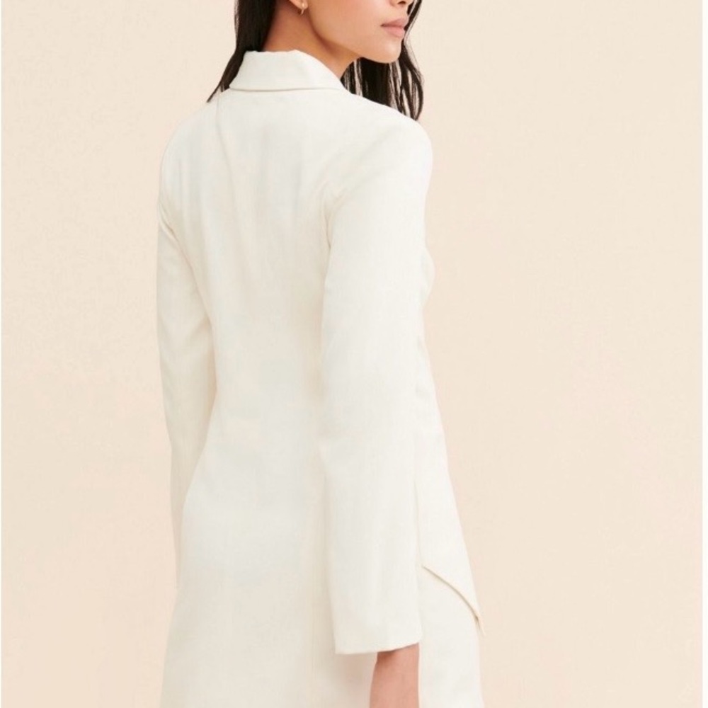 Women's Cream Blazer Mini Dress - Tailored Double-Breasted Style - Picture 3 of 7